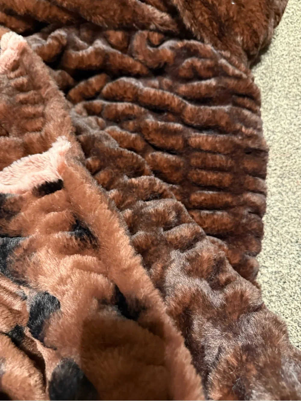 ‼️NWT Sew Sweet XL Milan/Milan Strip Blanket‼️